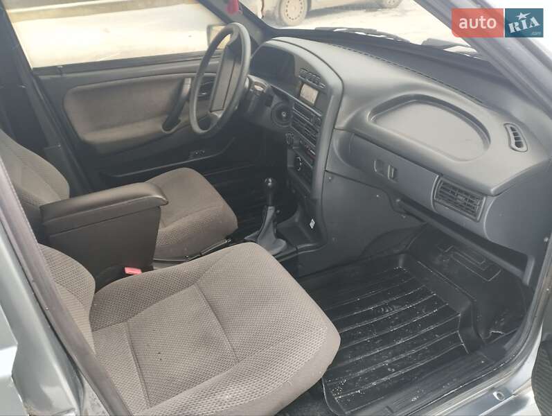 Седан ВАЗ / Lada 2115 Samara 2010 в Кам'янець-Подільському