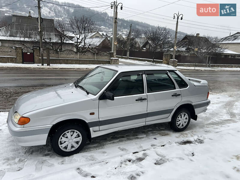 Седан ВАЗ / Lada 2115 Samara 2007 в Могилев-Подольске