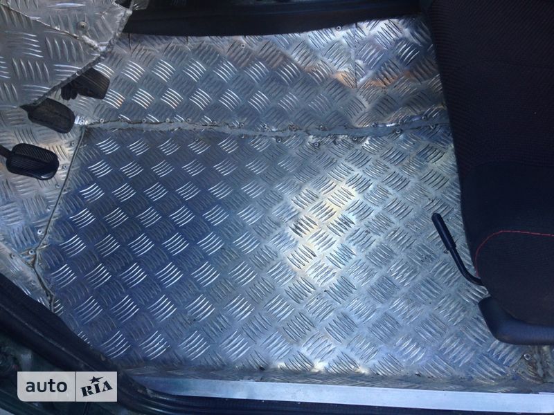 Внедорожник / Кроссовер ВАЗ / Lada 2121 Нива 1996 в Харькове