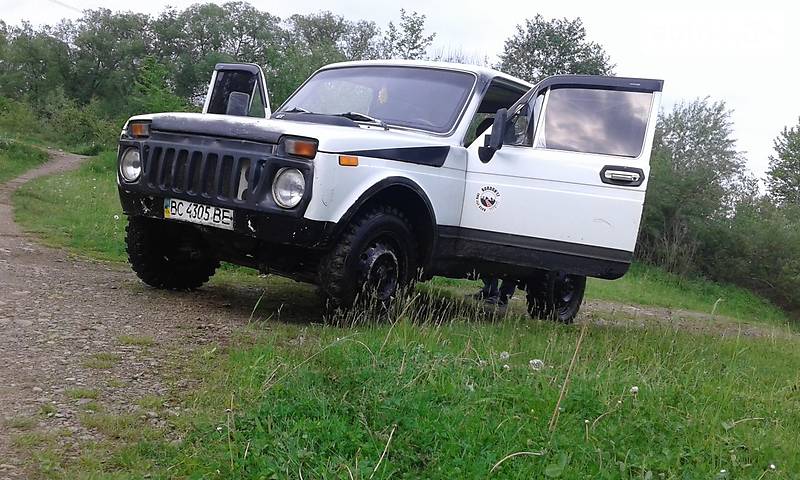 Внедорожник / Кроссовер ВАЗ / Lada 2121 Нива 1988 в Долине