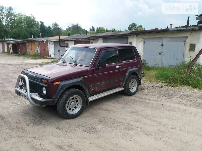 Позашляховик / Кросовер ВАЗ / Lada 2121 Нива 2003 в Львові