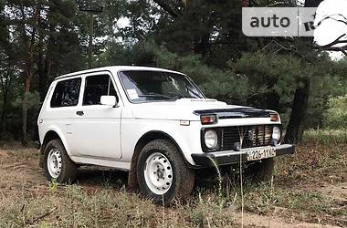 Внедорожник / Кроссовер ВАЗ / Lada 2121 Нива 1993 в Великой Александровке