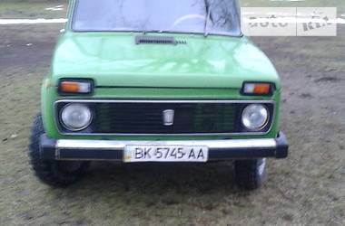 Хэтчбек ВАЗ / Lada 2121 Нива 1981 в Тернополе