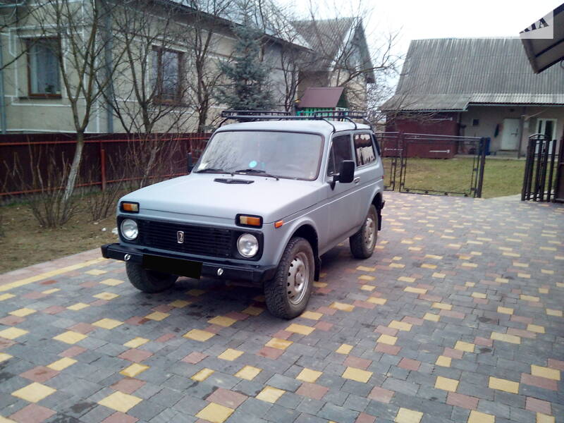 Седан ВАЗ / Lada 2121 Нива 1990 в Івано-Франківську