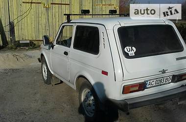 Седан ВАЗ / Lada 2121 Нива 1988 в Луцке