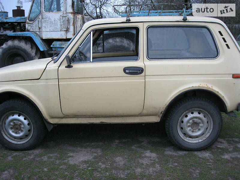 Внедорожник / Кроссовер ВАЗ / Lada 2121 Нива 1988 в Нежине