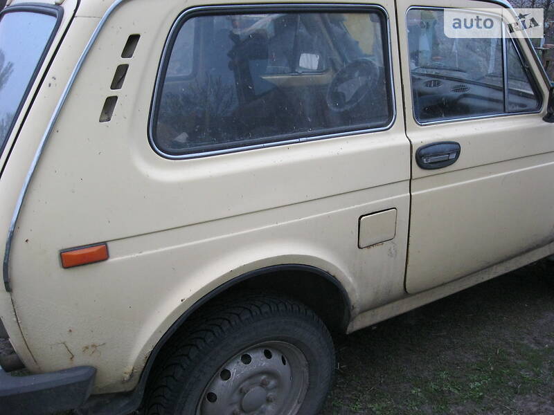 Внедорожник / Кроссовер ВАЗ / Lada 2121 Нива 1988 в Нежине