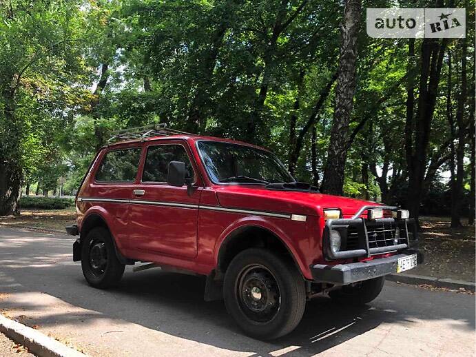 Внедорожник / Кроссовер ВАЗ / Lada 2121 Нива 1982 в Кривом Роге