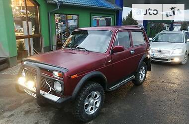 Купе ВАЗ / Lada 2121 Нива 1995 в Тячеве