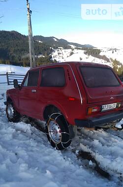 Позашляховик / Кросовер ВАЗ / Lada 2121 Нива 1982 в Верховині