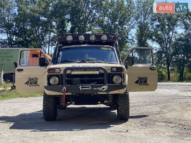 Внедорожник / Кроссовер ВАЗ / Lada 2121 Нива 1983 в Киеве