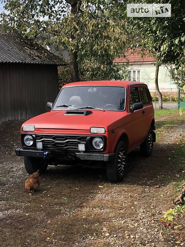 Хэтчбек ВАЗ / Lada 2121 Нива 1986 в Ужгороде