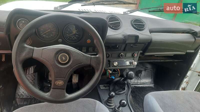 Універсал ВАЗ / Lada 2121 Нива 1993 в Львові