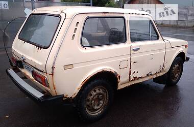 Позашляховик / Кросовер ВАЗ / Lada 2121 Нива 1989 в Чернігові