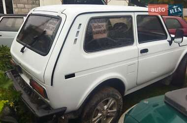 Внедорожник / Кроссовер ВАЗ / Lada 2121 Нива 1992 в Полтаве