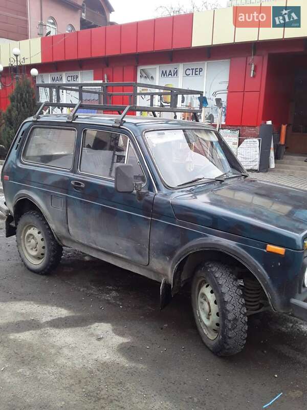 Позашляховик / Кросовер ВАЗ / Lada 2121 Нива 1985 в Тячеві