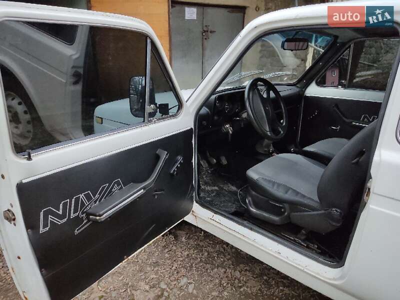 Універсал ВАЗ / Lada 2121 Нива 1986 в Рахові