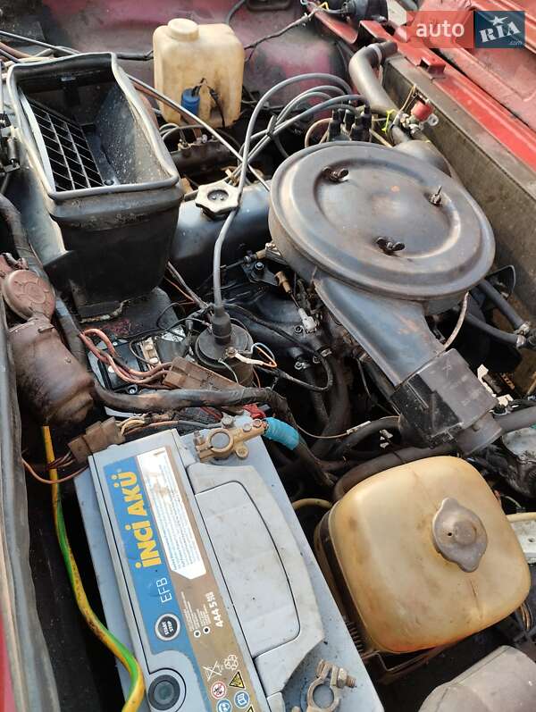 Внедорожник / Кроссовер ВАЗ / Lada 2121 Нива 1992 в Харькове