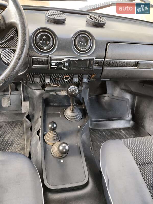 Внедорожник / Кроссовер ВАЗ / Lada 2121 Нива 1992 в Харькове