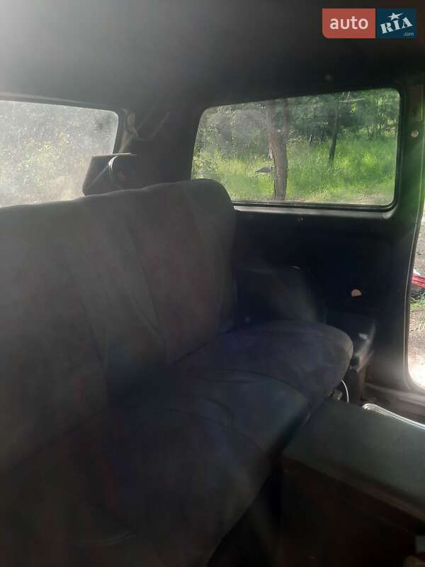 Внедорожник / Кроссовер ВАЗ / Lada 2121 Нива 1992 в Покровском
