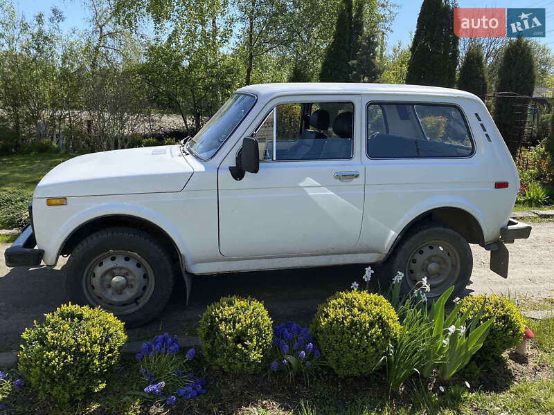 Позашляховик / Кросовер ВАЗ / Lada 2121 Нива 1989 в Коростені