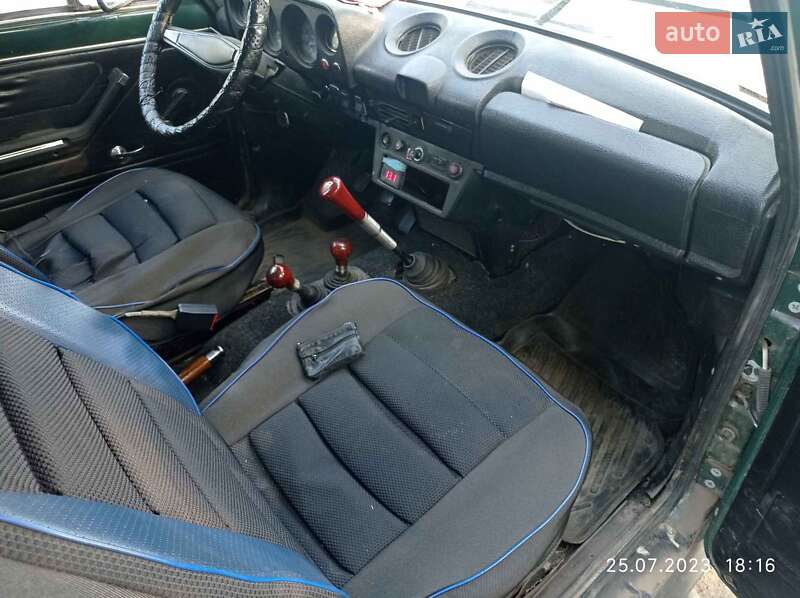 Внедорожник / Кроссовер ВАЗ / Lada 2121 Нива 1982 в Кременчуге