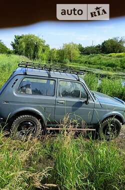 Внедорожник / Кроссовер ВАЗ / Lada 2121 Нива 1981 в Славянске