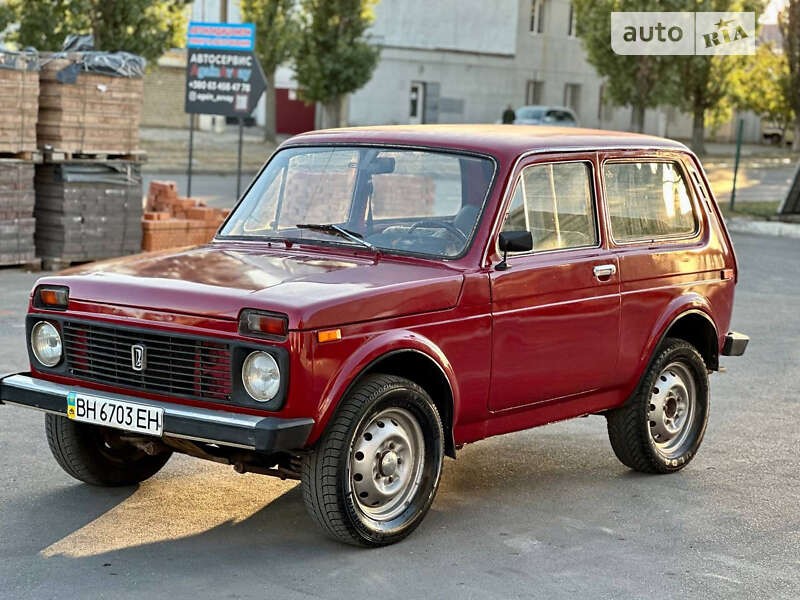 Внедорожник / Кроссовер ВАЗ / Lada 2121 Нива 1990 в Николаеве