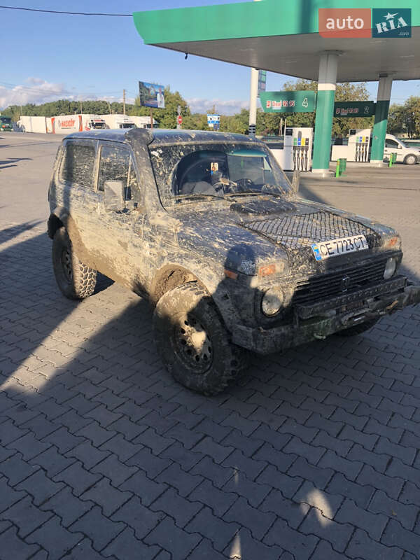 Внедорожник / Кроссовер ВАЗ / Lada 2121 Нива 1988 в Черновцах