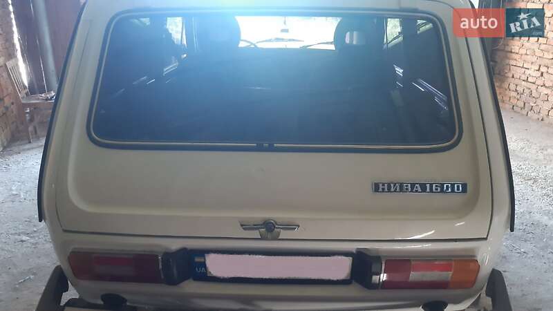 Внедорожник / Кроссовер ВАЗ / Lada 2121 Нива 1985 в Вижнице