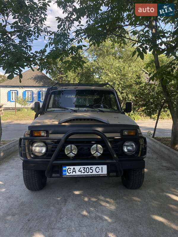Внедорожник / Кроссовер ВАЗ / Lada 2121 Нива 1981 в Чигирине фото 2 Внедорожник / Кроссовер ВАЗ / Lada 2121 Нива 1981 в Чигирине