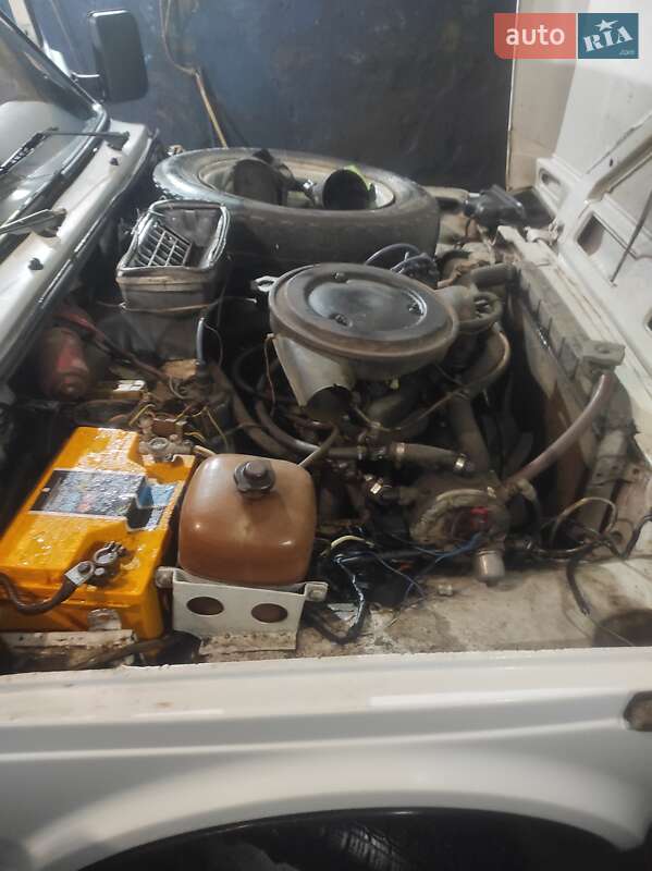 Позашляховик / Кросовер ВАЗ / Lada 2121 Нива 1993 в Петропавлівці