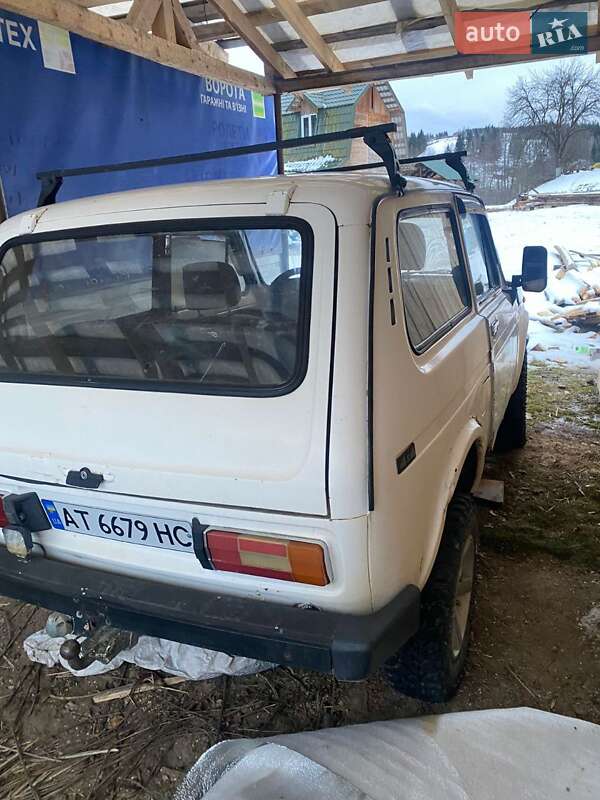 Внедорожник / Кроссовер ВАЗ / Lada 2121 Нива 1985 в Путиле