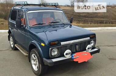 Позашляховик / Кросовер ВАЗ / Lada 2121 Нива 1982 в Зміїві