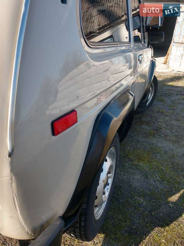 Внедорожник / Кроссовер ВАЗ / Lada 2121 Нива 1987 в Рожище фото 19 Внедорожник / Кроссовер ВАЗ / Lada 2121 Нива 1987 в Рожище