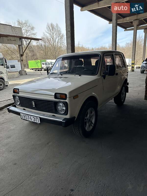 ВАЗ / Lada 2121 Нива 1983 ВАЗ / Lada 2121 Нива 1983