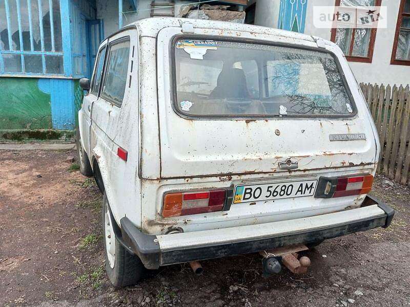 Внедорожник / Кроссовер ВАЗ / Lada 2121 Нива 1992 в Благовещенском