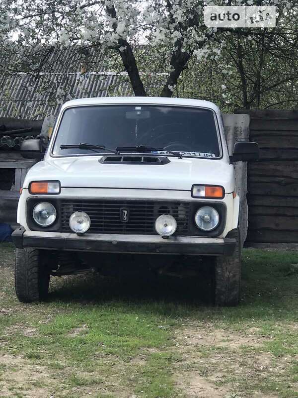 Внедорожник / Кроссовер ВАЗ / Lada 2121 Нива 1991 в Житомире