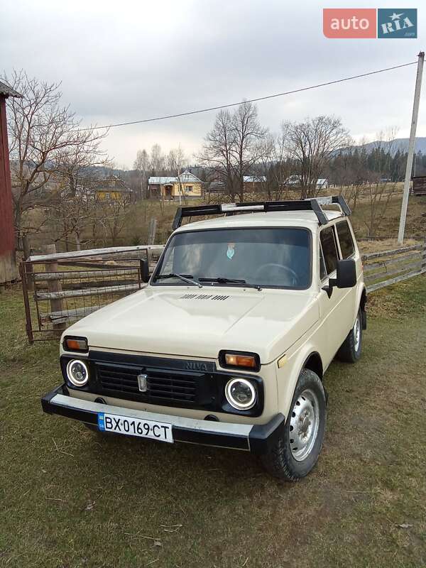 ВАЗ / Lada 2121 Нива 1981 ВАЗ / Lada 2121 Нива 1981