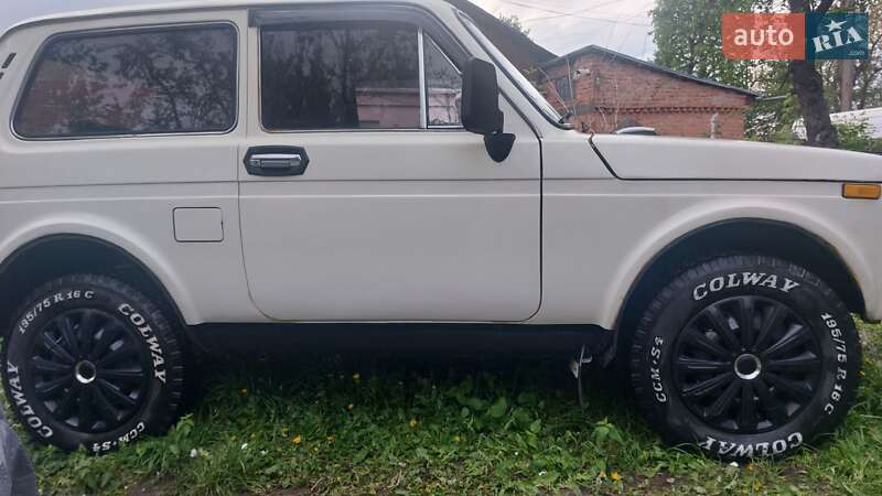 Внедорожник / Кроссовер ВАЗ / Lada 2121 Нива 1988 в Хмельницком