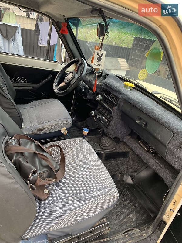 Позашляховик / Кросовер ВАЗ / Lada 2121 Нива 1989 в Івано-Франківську