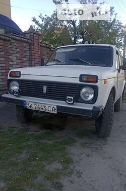 Позашляховик / Кросовер ВАЗ / Lada 2121 Нива 1989 в Рівному