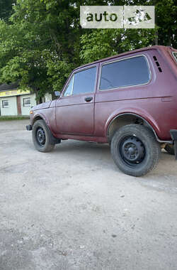Позашляховик / Кросовер ВАЗ / Lada 2121 Нива 1992 в Гайсину