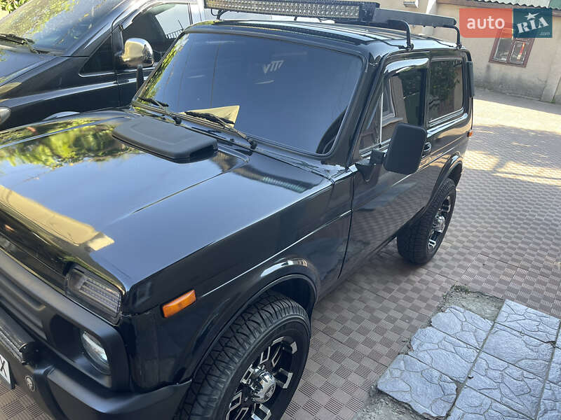 Позашляховик / Кросовер ВАЗ / Lada 2121 Нива 1985 в Одесі