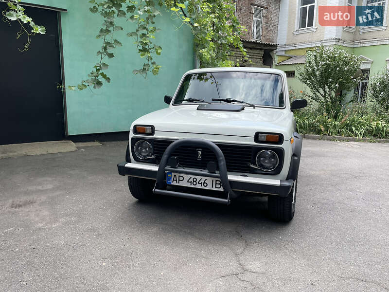 Позашляховик / Кросовер ВАЗ / Lada 2121 Нива 1988 в Запоріжжі