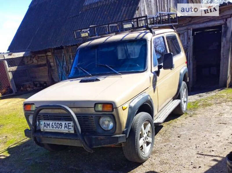 Внедорожник / Кроссовер ВАЗ / Lada 2121 Нива 1987 в Рокитном