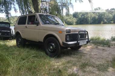 Позашляховик / Кросовер ВАЗ / Lada 2121 Нива 1985 в Умані