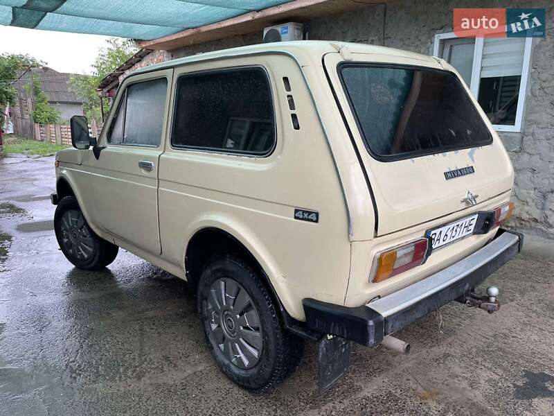 Позашляховик / Кросовер ВАЗ / Lada 2121 Нива 1981 в Дніпрі