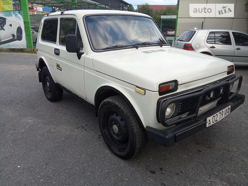 Позашляховик / Кросовер ВАЗ / Lada 2121 Нива 1982 в Надвірній