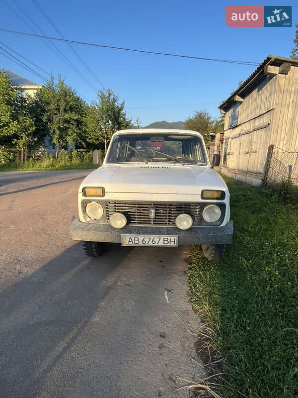 Внедорожник / Кроссовер ВАЗ / Lada 2121 Нива 1983 в Верховине фото 3 Внедорожник / Кроссовер ВАЗ / Lada 2121 Нива 1983 в Верховине